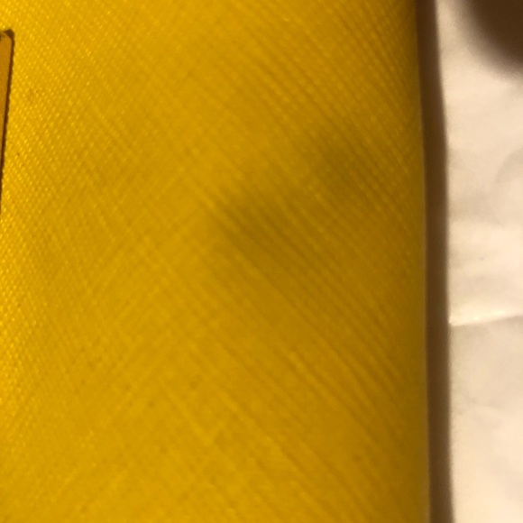 Michael KORS Wristlet - Picture 2 of 7